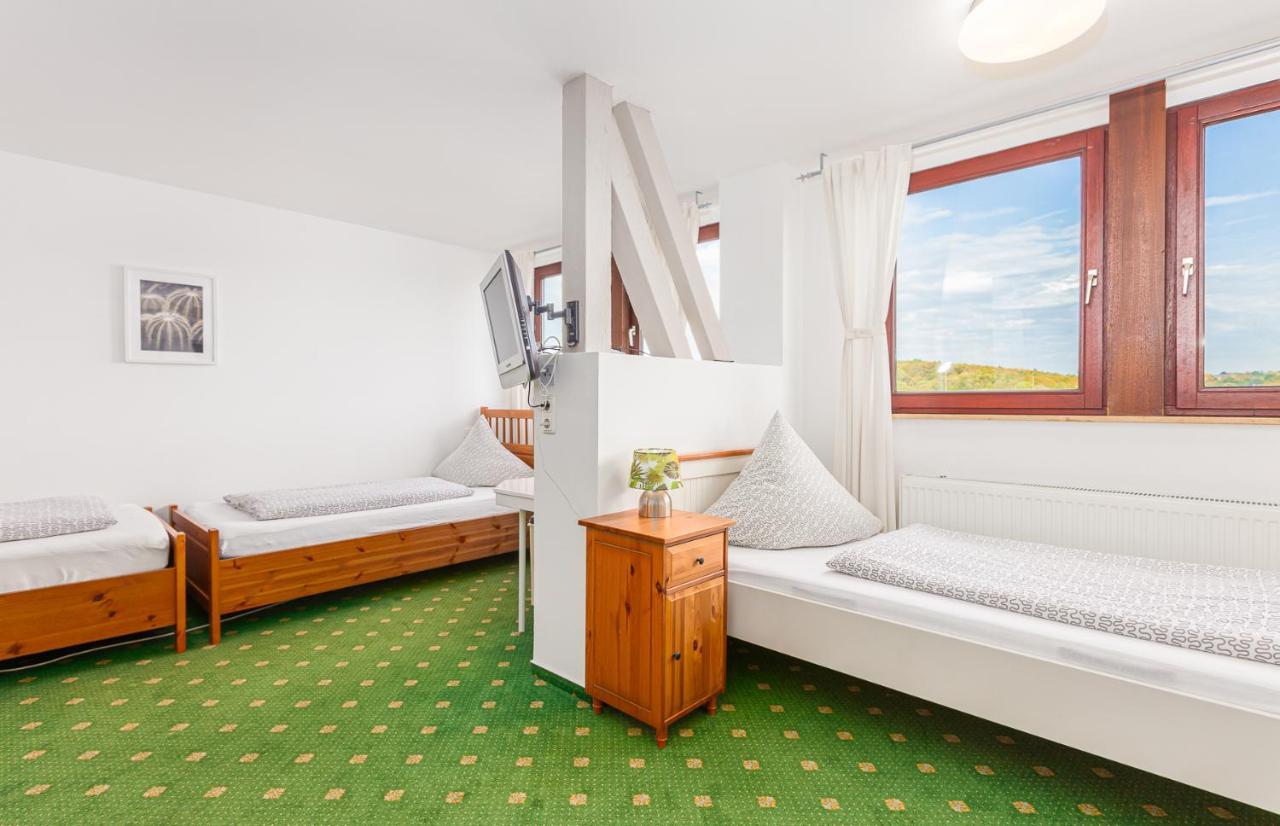 Gasthaus Und Hotel An Der Kost ฮัททิงเงน ภายนอก รูปภาพ